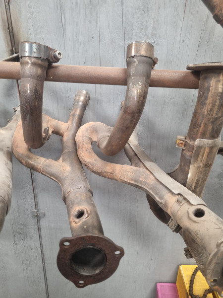 Cano Escapamento Comet 650cc Original - Black Friday