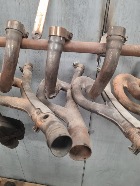 Cano Escapamento Comet 650cc Cortado - Black Friday