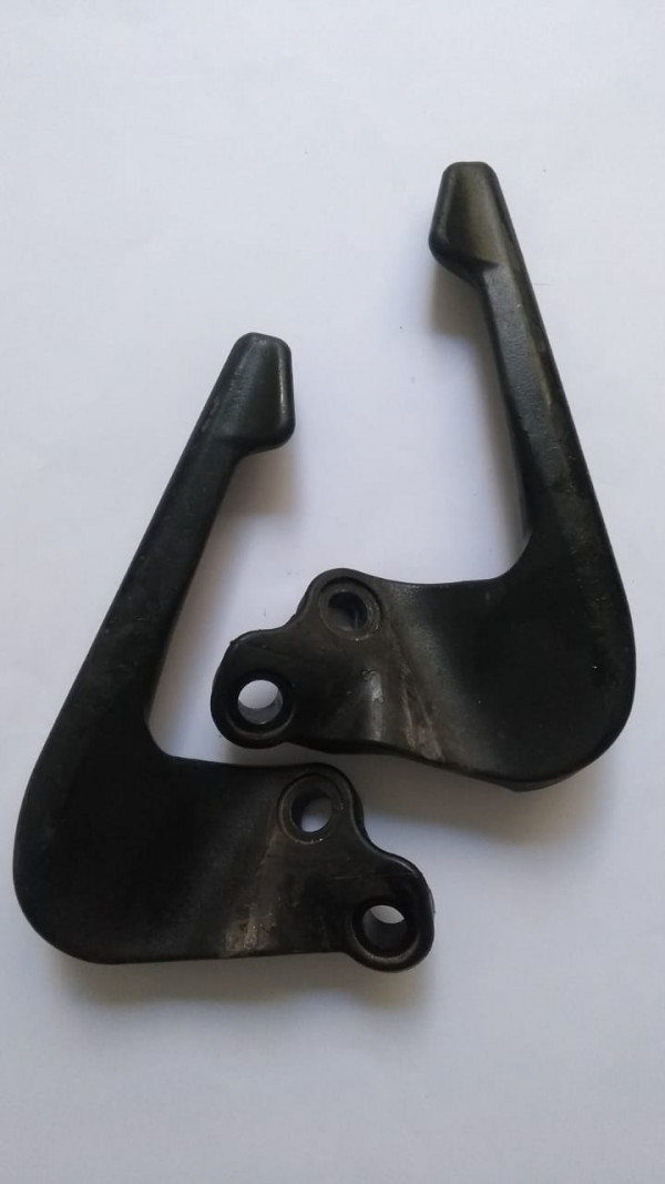 Alça Do Garupa Comet 250 / 650 Injetada - Black Friday